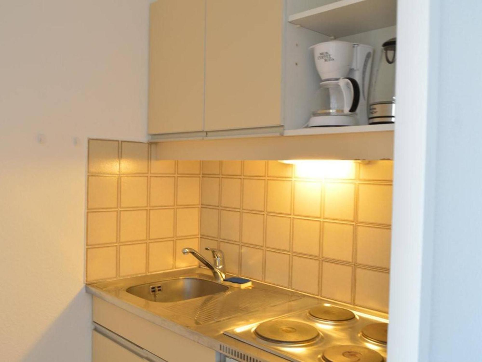 Studio Agreable Avec Loggia, Garage Et Plage A Proximite - 2 Couchages, Golfe-Juan - Fr-1-252-62 Kültér fotó