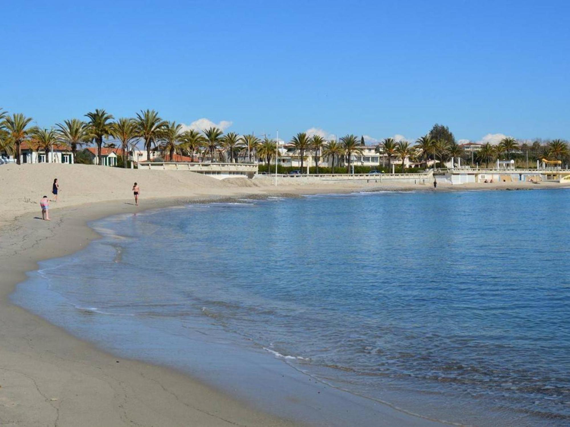 Studio Agreable Avec Loggia, Garage Et Plage A Proximite - 2 Couchages, Golfe-Juan - Fr-1-252-62 Kültér fotó