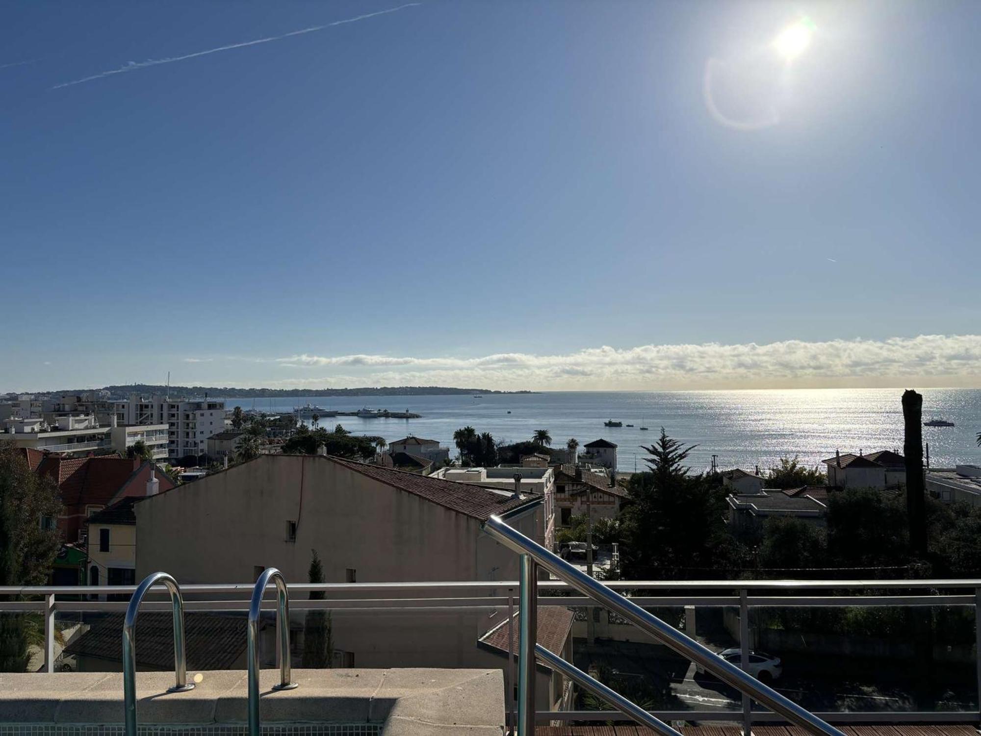 Studio Agreable Avec Loggia, Garage Et Plage A Proximite - 2 Couchages, Golfe-Juan - Fr-1-252-62 Kültér fotó